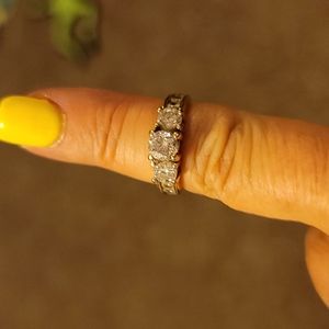 Diamond ring
